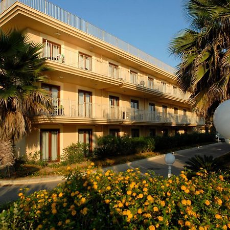 Dioscuri Bay Palace Hotel San Leone Exterior photo