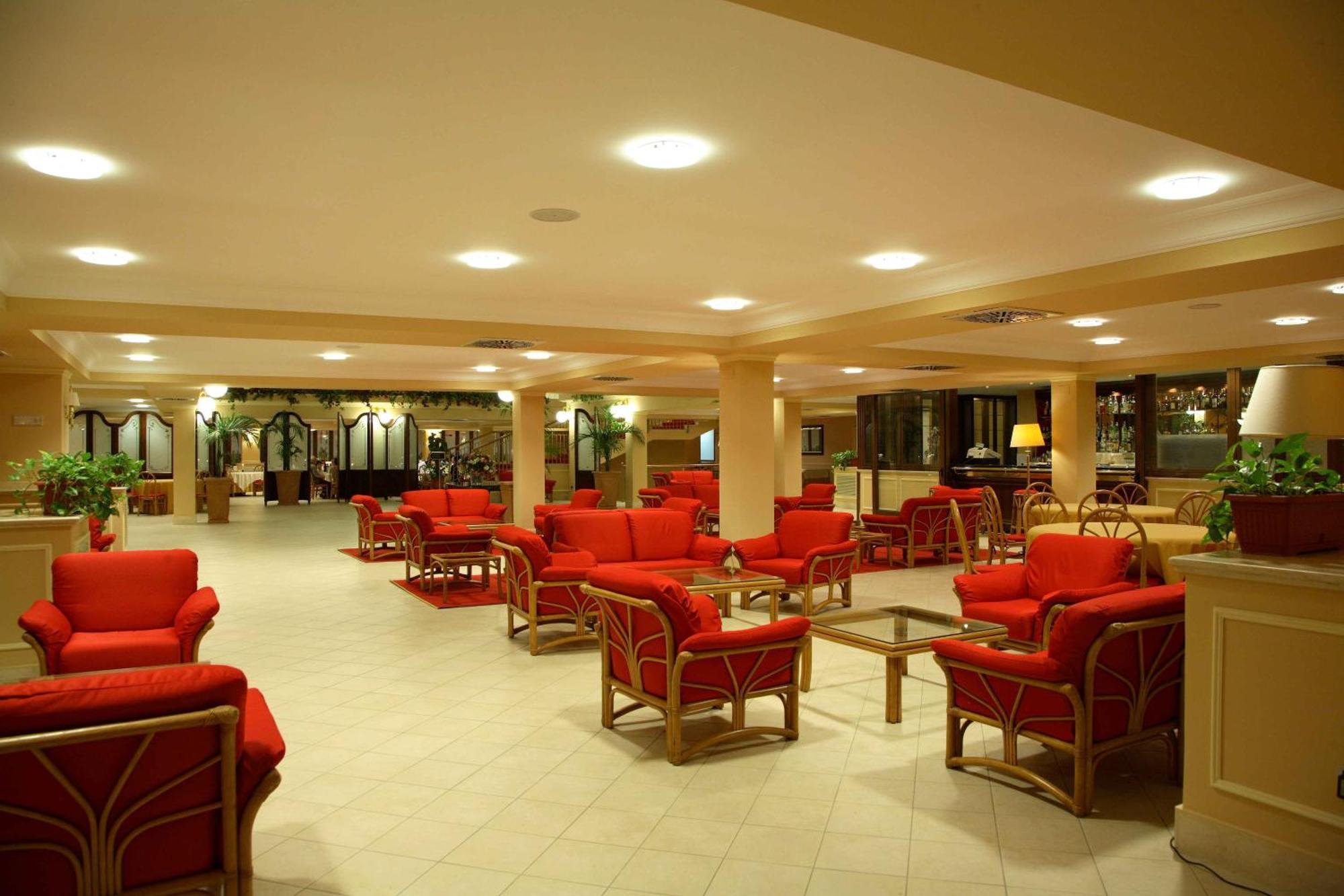 Dioscuri Bay Palace Hotel San Leone Interior photo