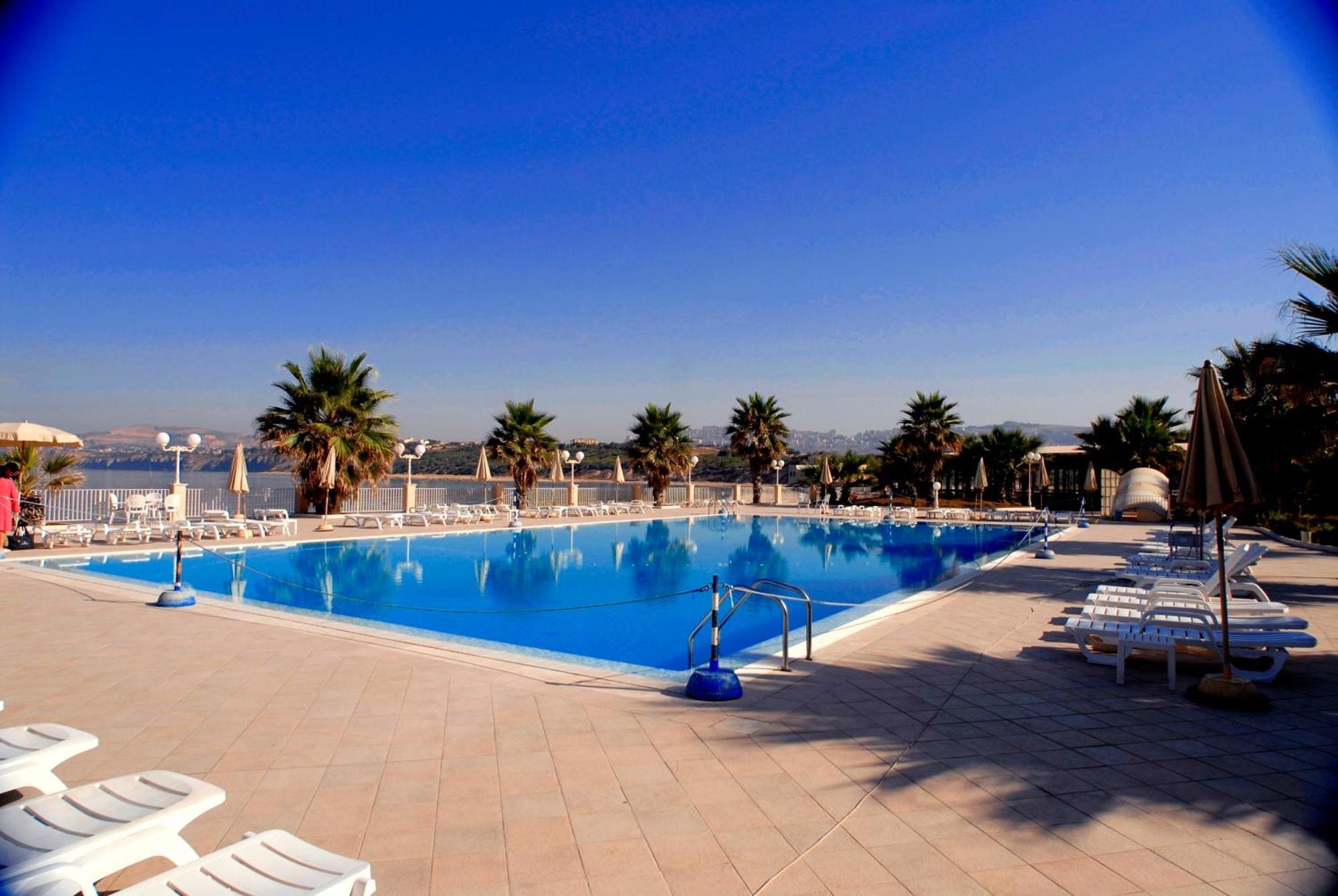 Dioscuri Bay Palace Hotel San Leone Exterior photo