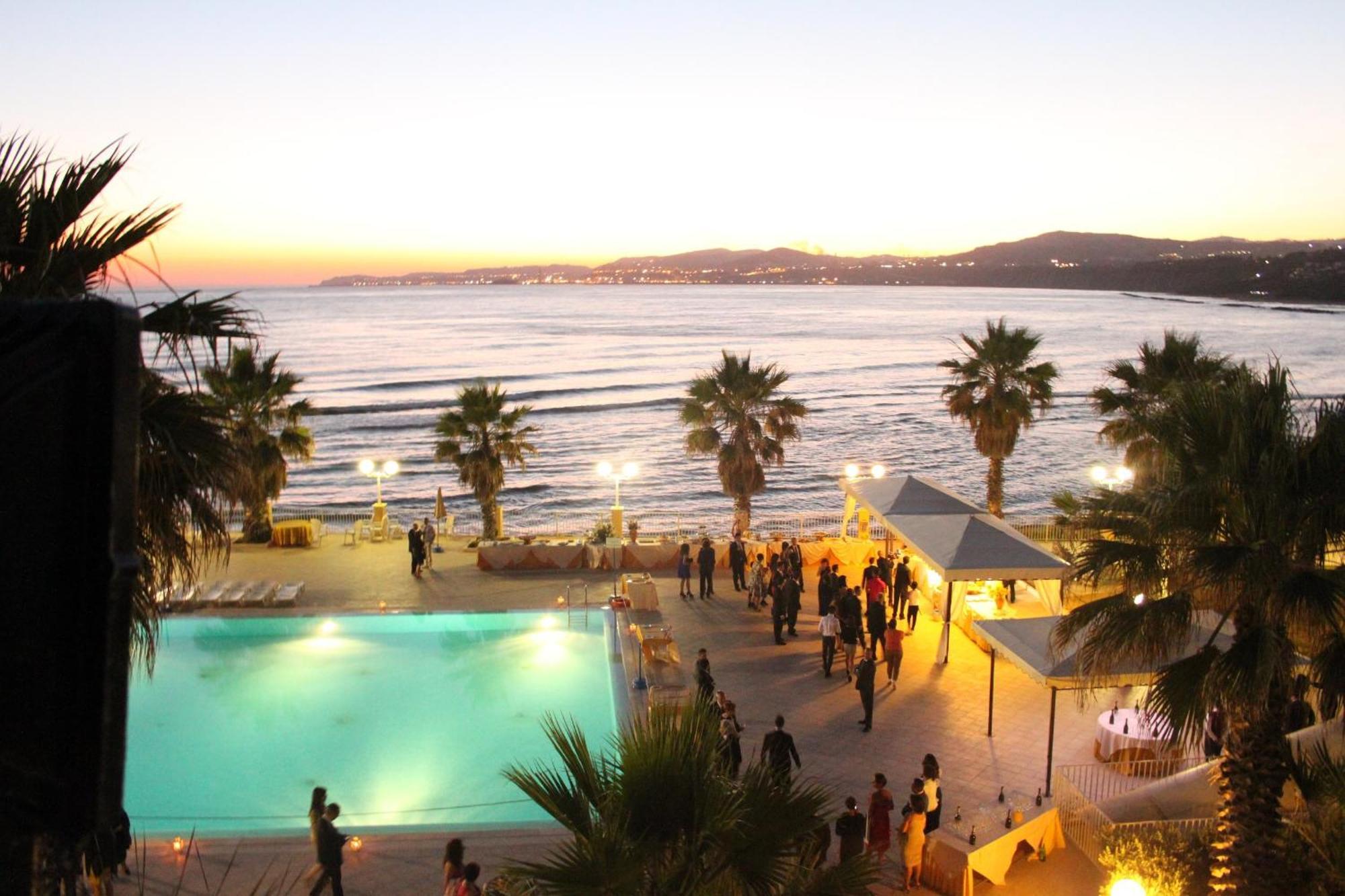 Dioscuri Bay Palace Hotel San Leone Exterior photo